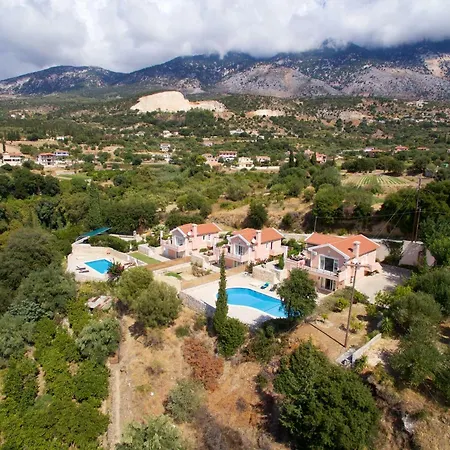 Villa Falcon *